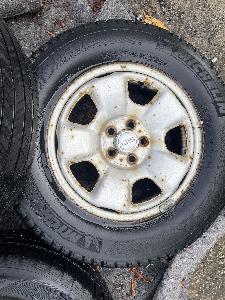 Kola na Subaru Forester 205/70 R16