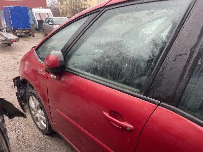 Náhradní díly z Citroen C4 Picasso rok 2010, světla, dveře, nárazník