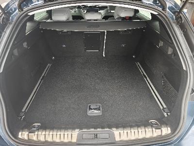 Peugeot 508 Hybrid SW 225 NOVÁ BATERIE 165kw 120tis