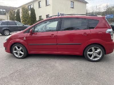 Prodám Toyota Corola Verso 2,2 Diesel 130kW, sedm míst