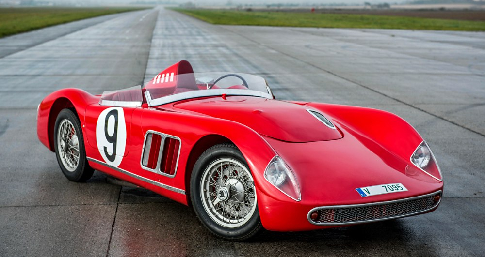 Škoda 1100 OHC (1. díl) – Laminátový expres Škoda 1100 OHC (1. díl) – Laminátový expres