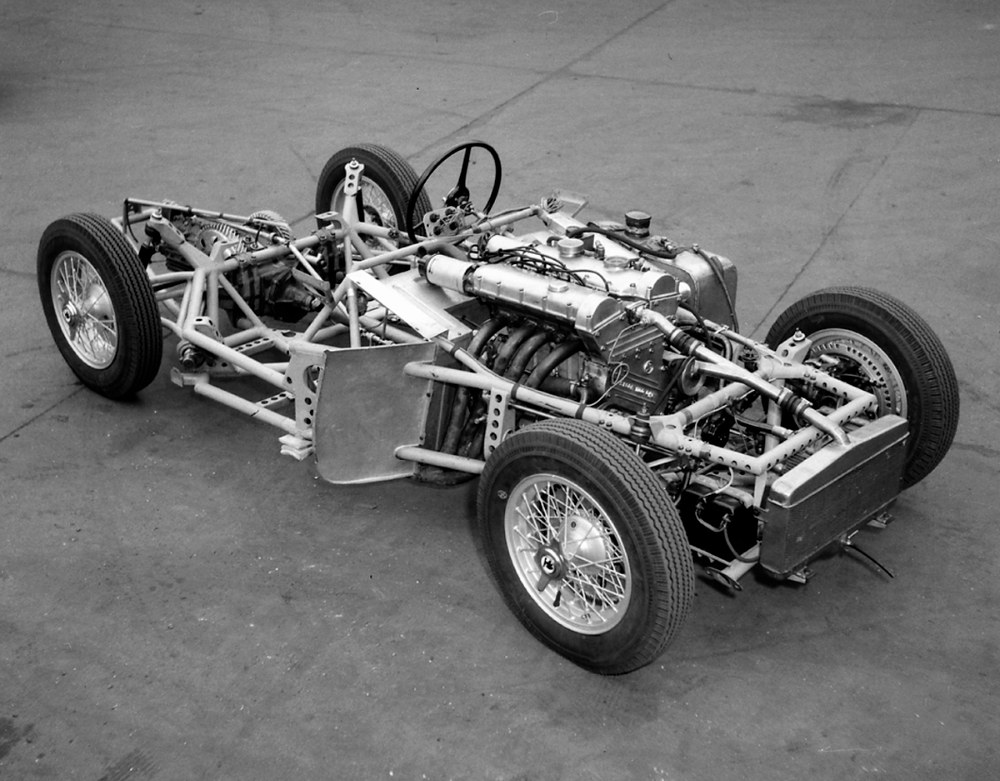 Škoda 1100 OHC (1. díl) – Laminátový expres Škoda 1100 OHC (1. díl) – Laminátový expres