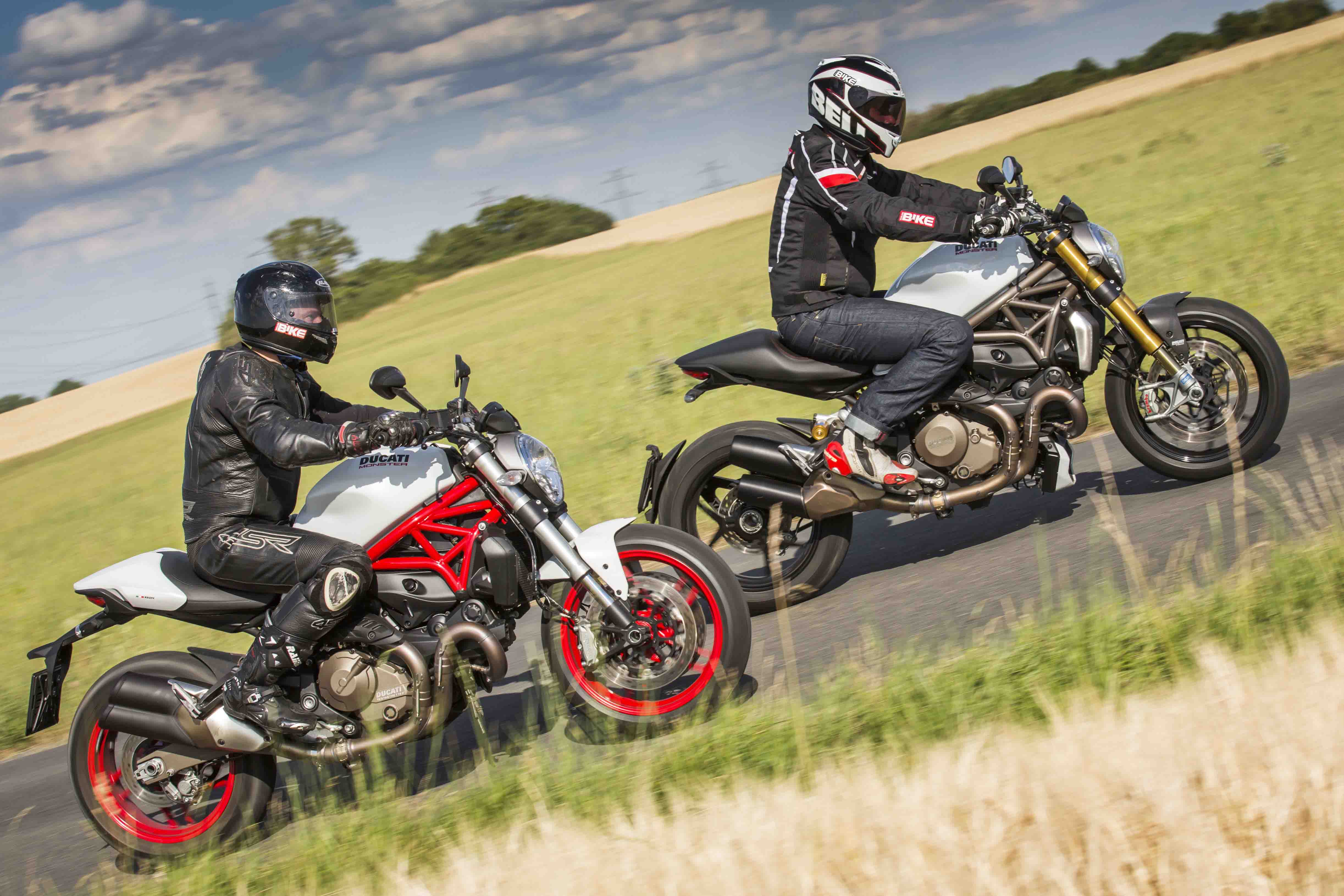 TEST: Ducati Monster 821 a 1200S TEST: Ducati Monster 821 a 1200S