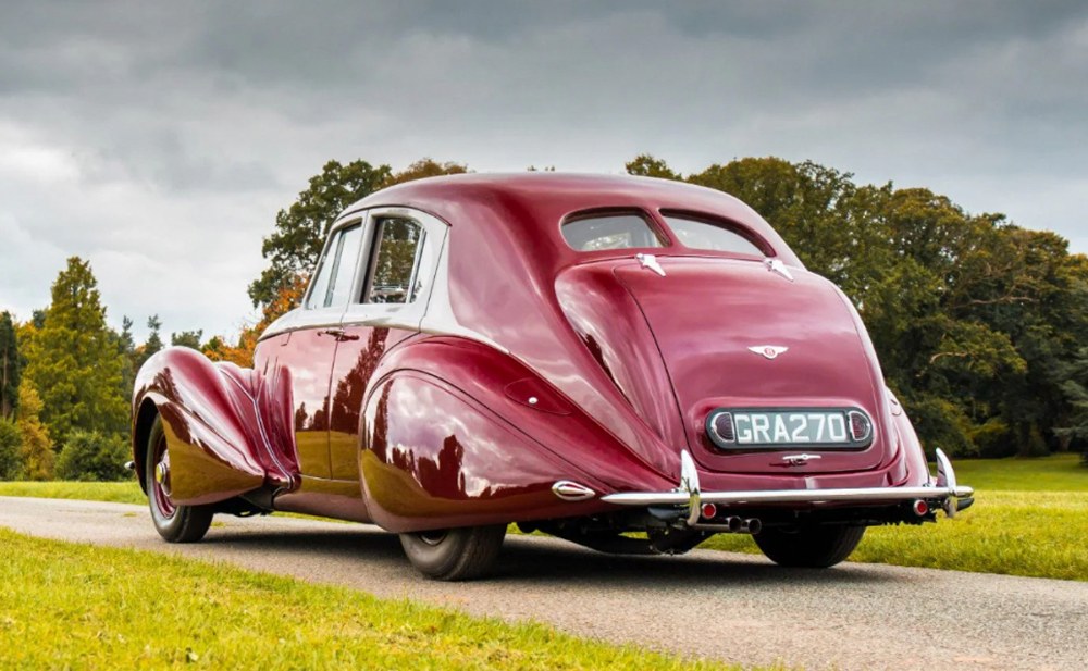 Bentley Mk V Corniche (GRA 270) &ndash; Život po životech