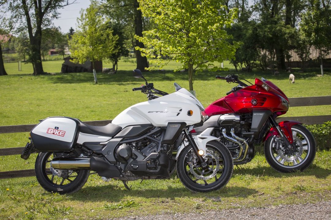 TEST: Honda CTX 1300 a CTX 700