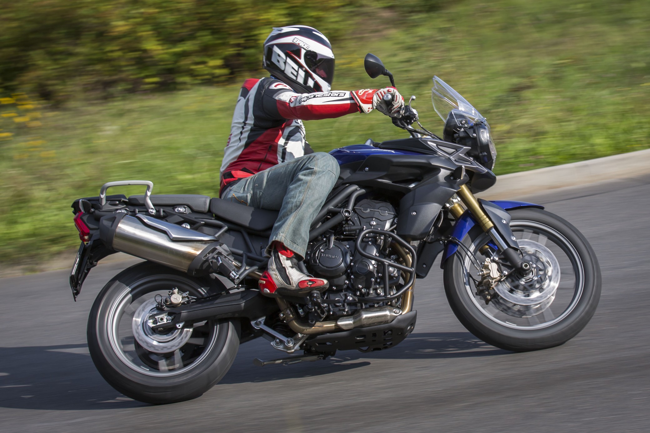 TEST: Univerzální šelma – Triumph Tiger 800 TEST: Univerzální šelma – Triumph Tiger 800
