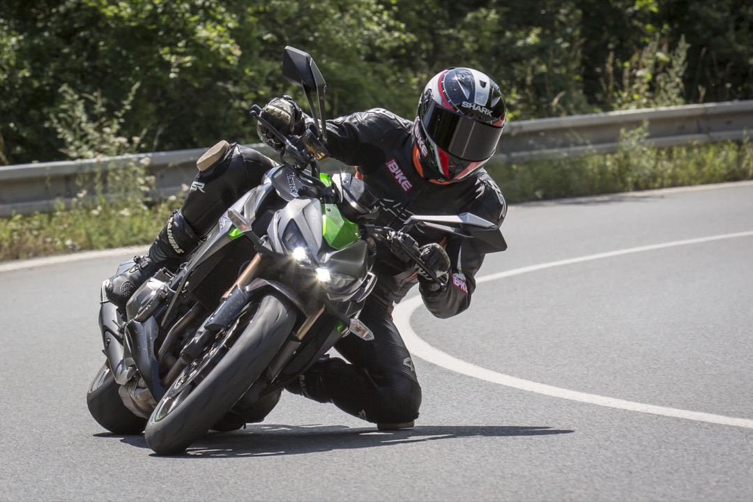 TEST: Kawasaki Z1000