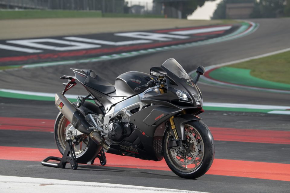 Aprilia RSV4 1100 Factory Aprilia RSV4 1100 Factory