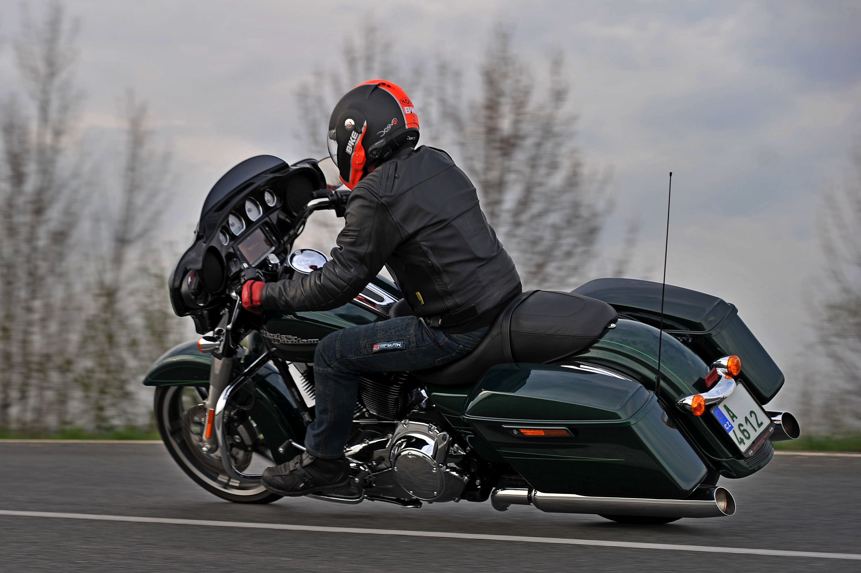 TEST: Harley-Davidson Street Glide Special MY2015 TEST: Harley-Davidson Street Glide Special MY2015
