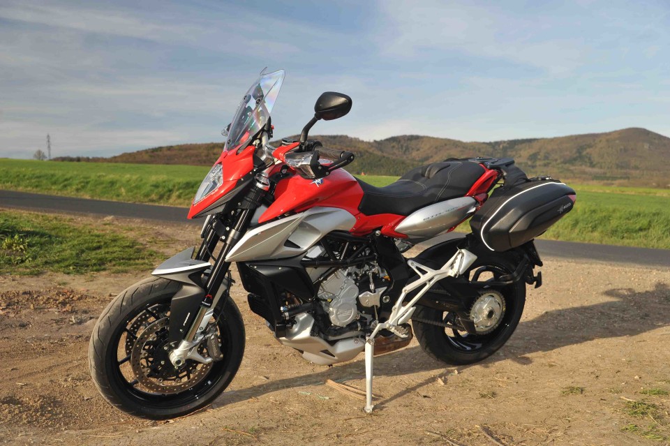 MV Agusta Stradale 800 MV Agusta Stradale 800