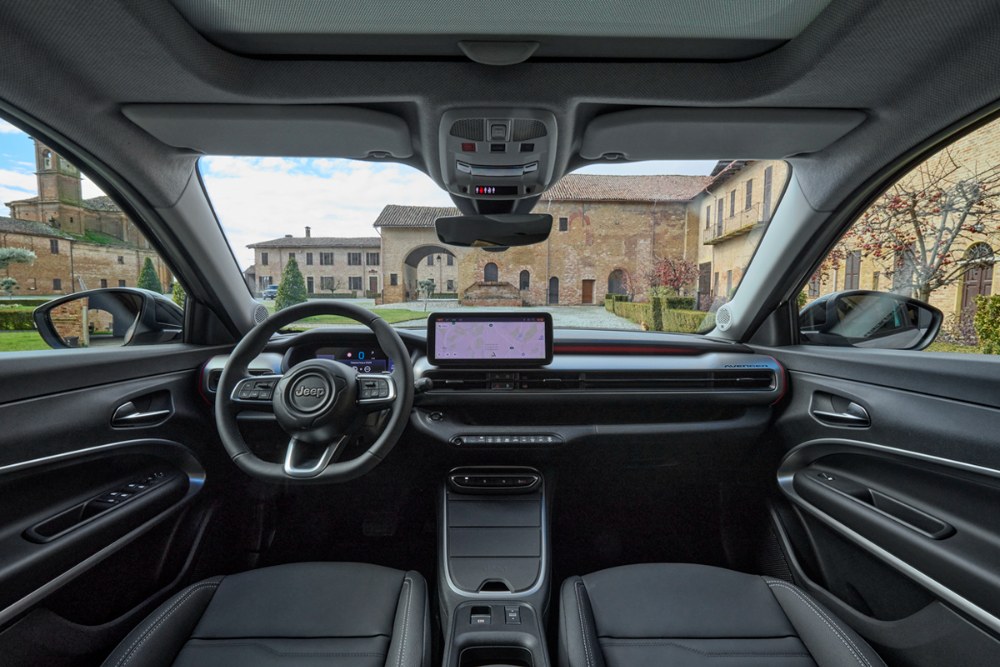 Jeep Avenger 1.2 Turbo a e-Hybrid &ndash; Stř&iacute;zliv&aacute; nab&iacute;dka